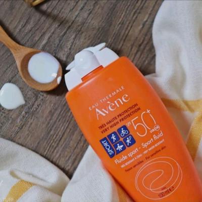 کرم ضد آفتاب بدون رنگ اون Avene 50  با اصالت و ضمانت اورجینال بودن ک