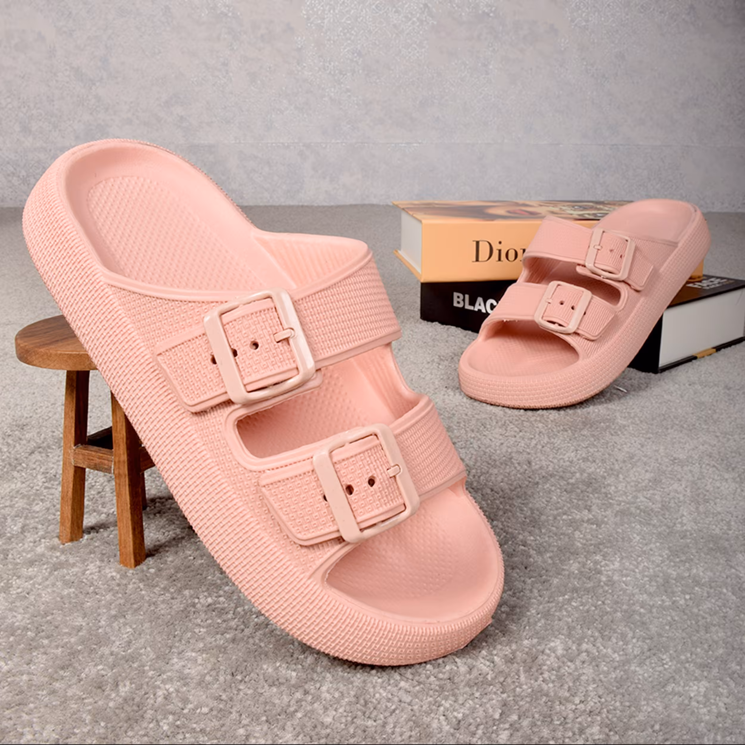 دمپایی زنانه مدل نارسیس سایز 37  تا 40  لطفا قبل از ثبت سفارش از طریق گفت و گوی باسلام موجودی بگیرید.