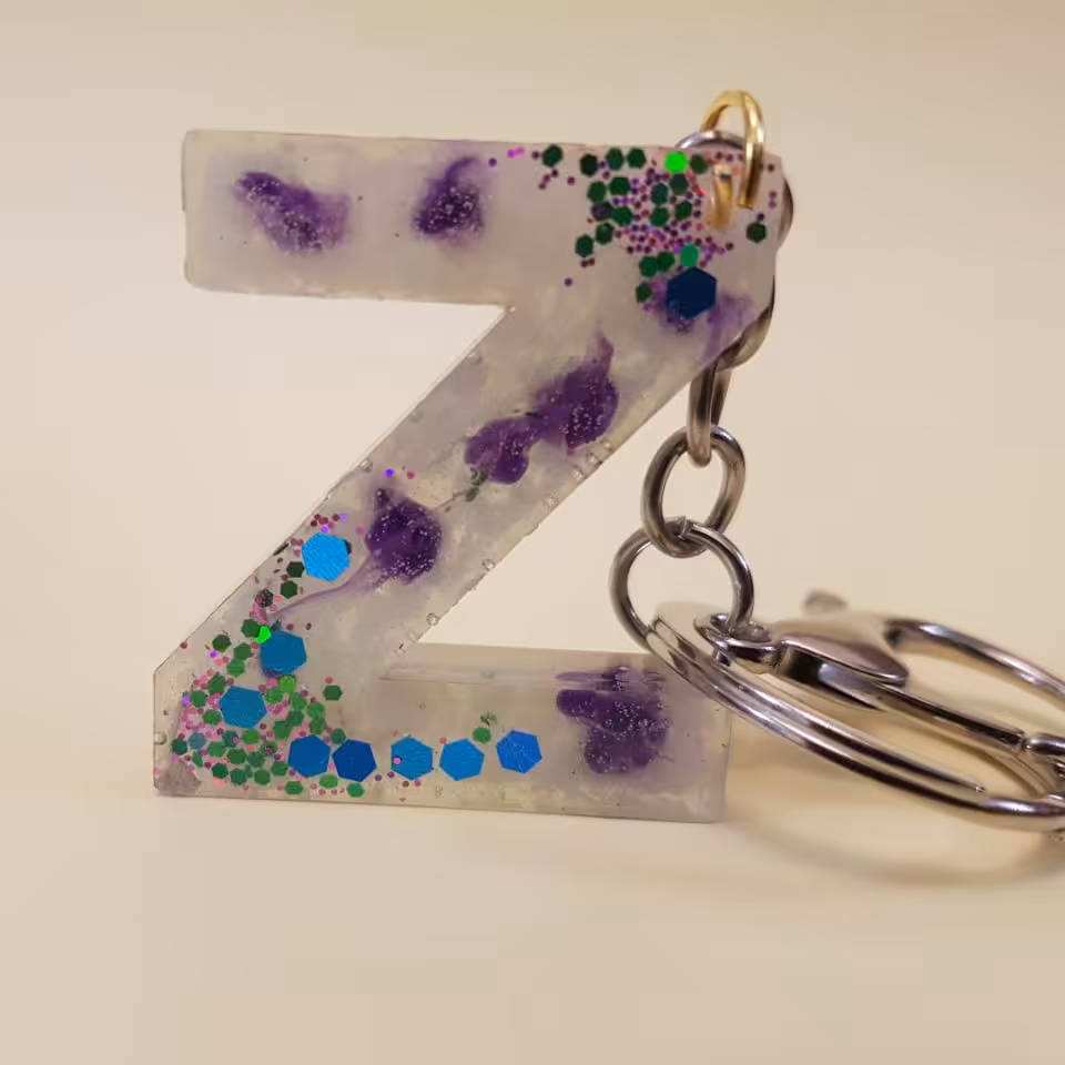 جاکلیدی و آویز رزینی کدZ04 