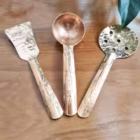 ست کفگیر و ملاقه سه تایی مسی ست سیسمونی ساخته شده توسط دست