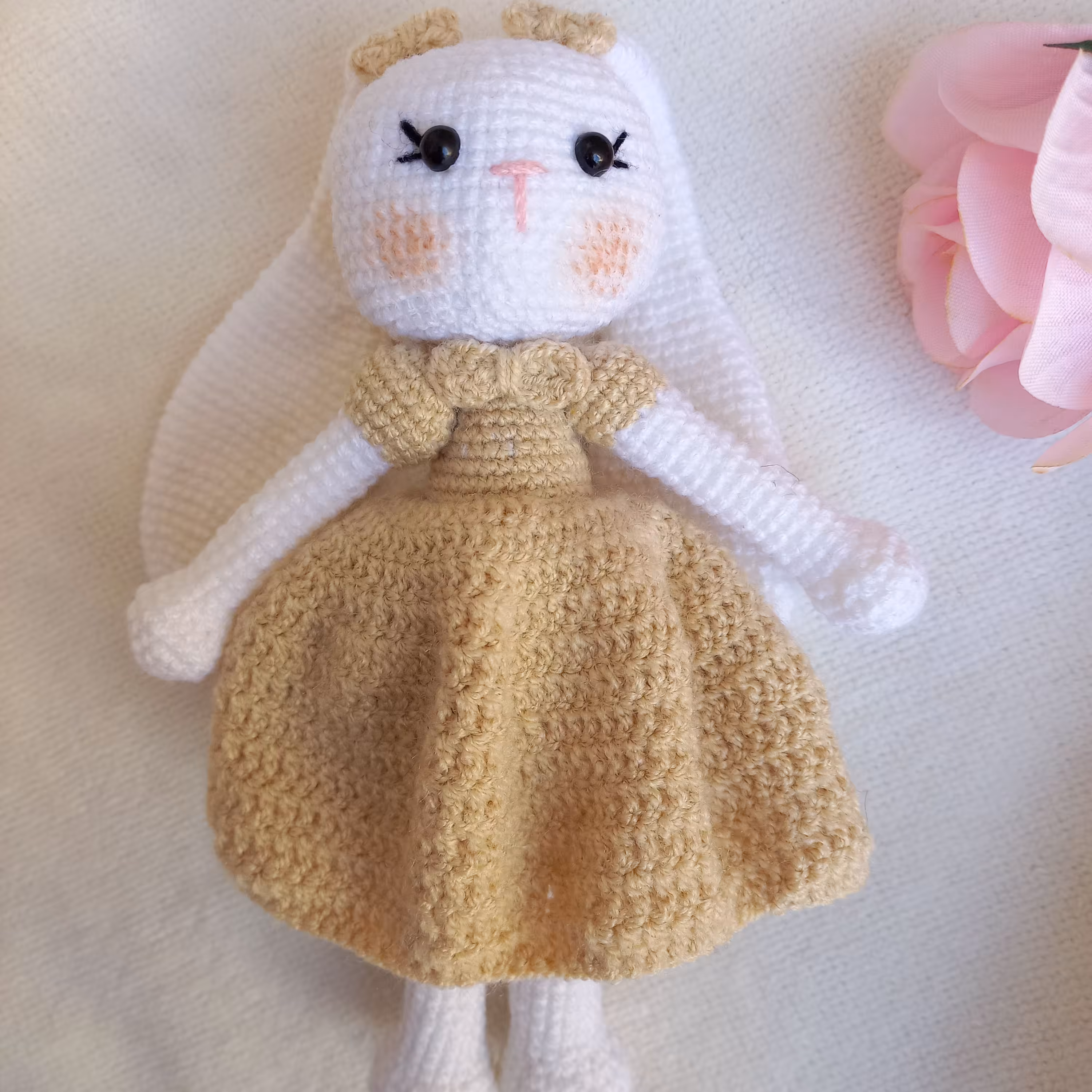 اسباب بازی عروسک بافتنی خرگوش 20 سانتی