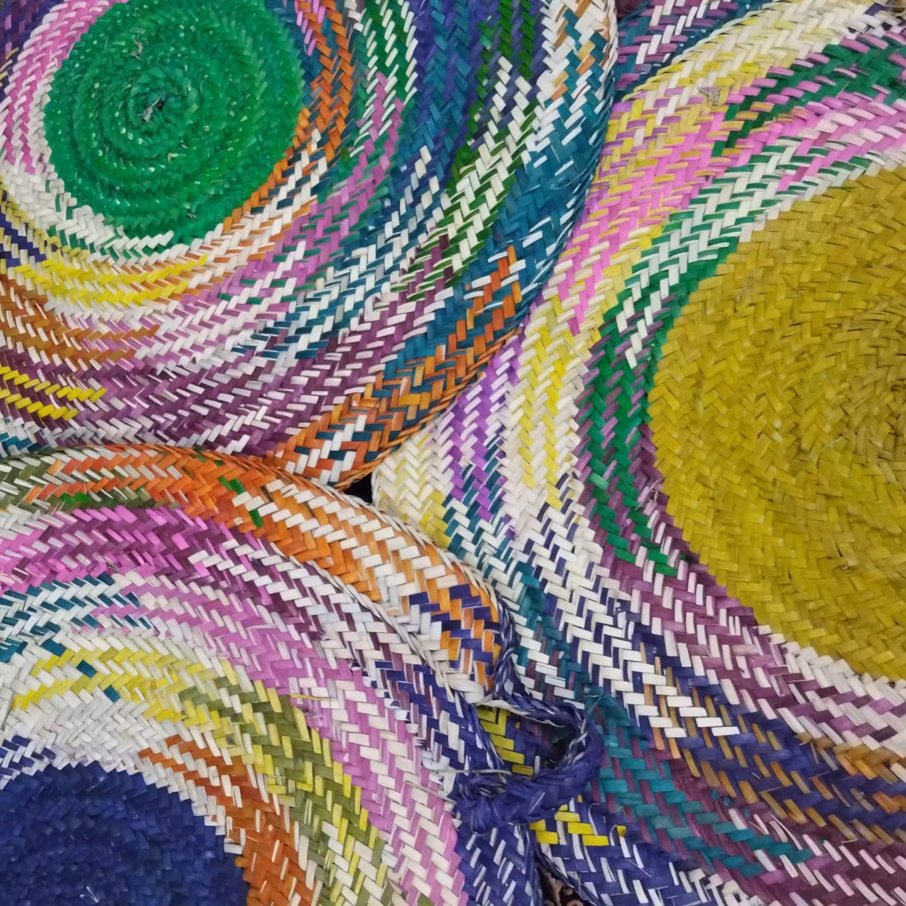 سفره حصیری رنگی 100 سانتیمتری  طرح ابروبادی