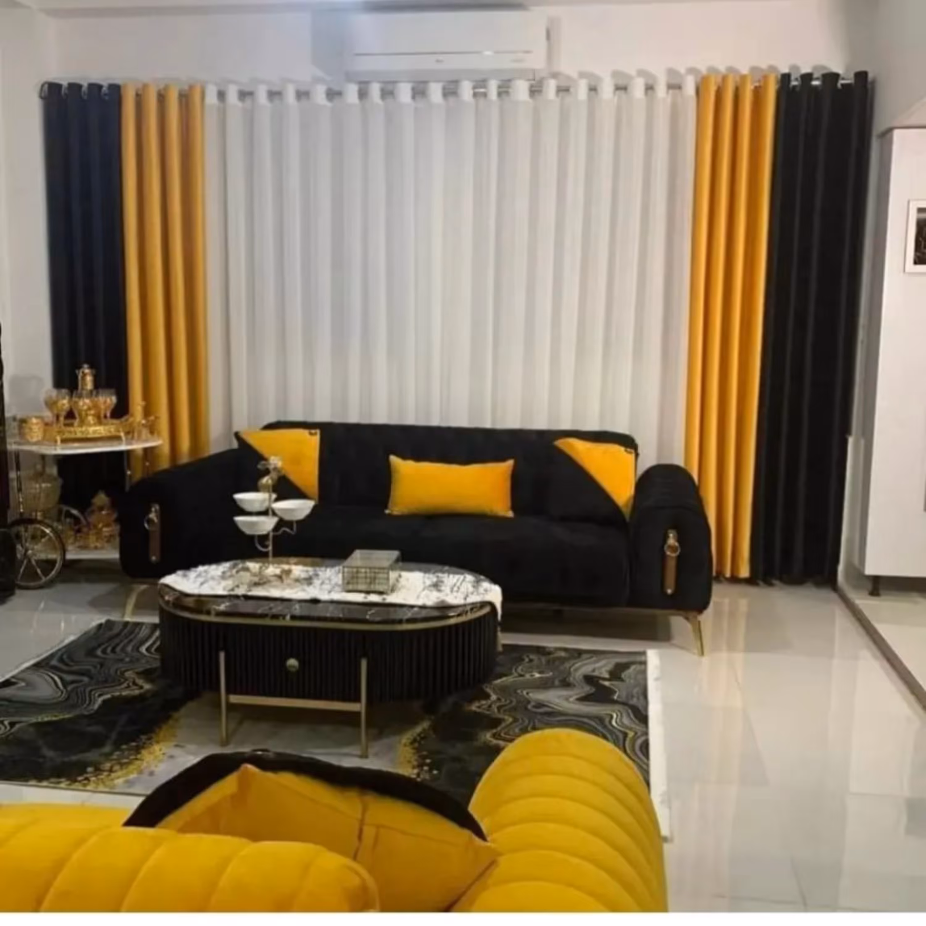 پرده کامل پانچ عرض 3 ارتفاع 280 مخمل فرانسوی و حریر 