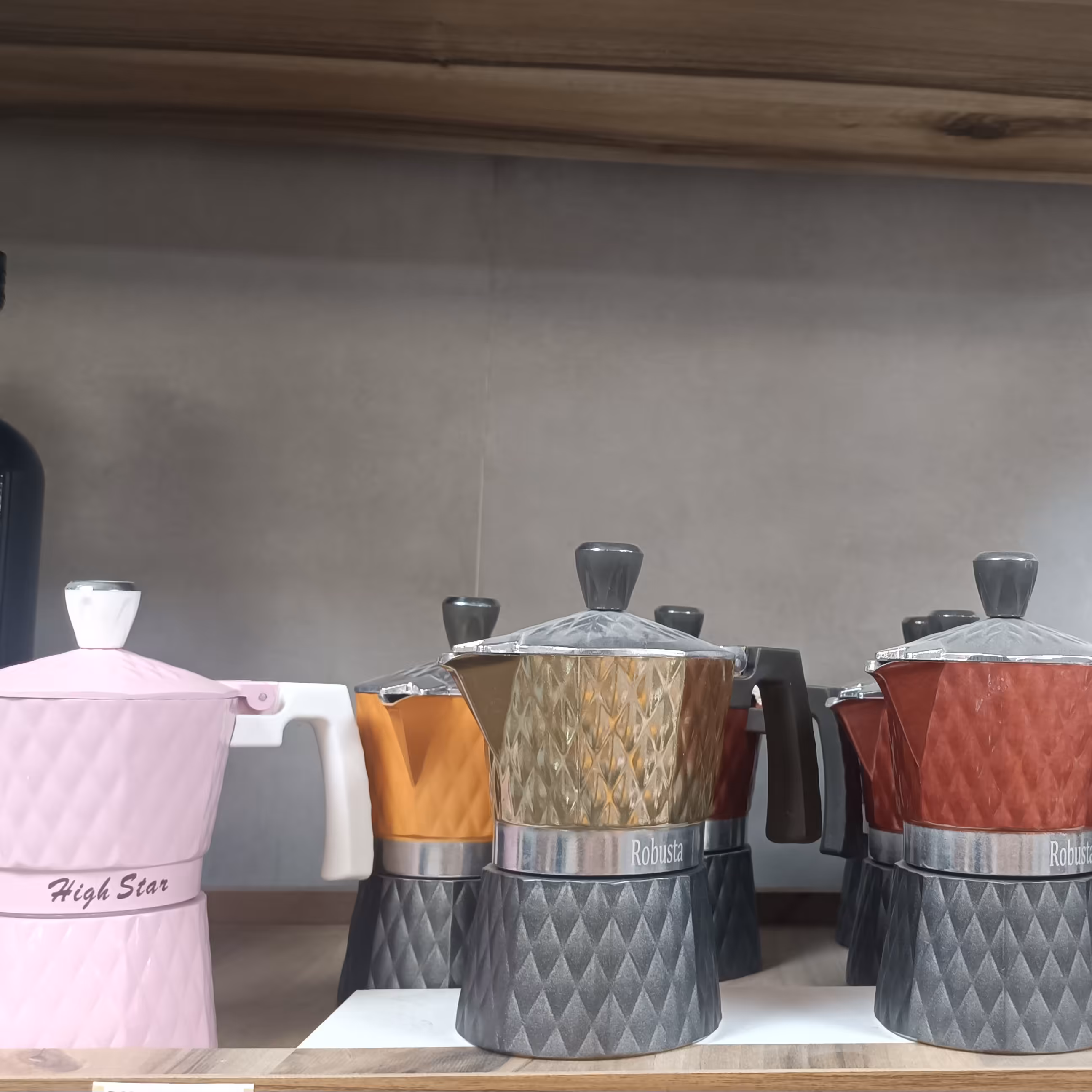 موکاپات بابدنه3بعدی 3  کاپ با رنگ کوره ای نسوز  دو رنگ و تک رنگ