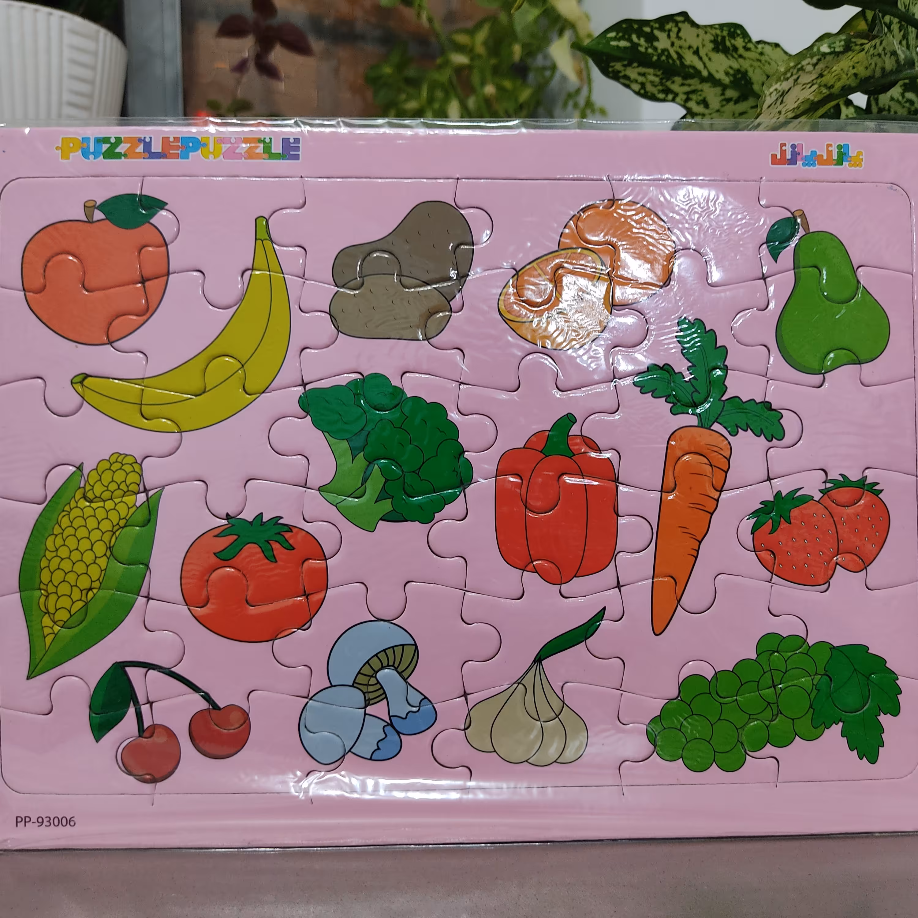 پازل 30 قطعه همراه با رنگ آمیزی طرح میوه ها
