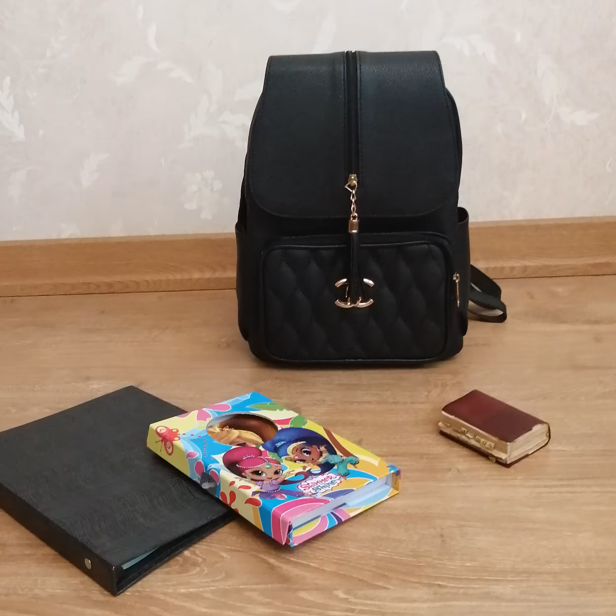 کوله دخترانه مدرسه مدل جلو زیپ 