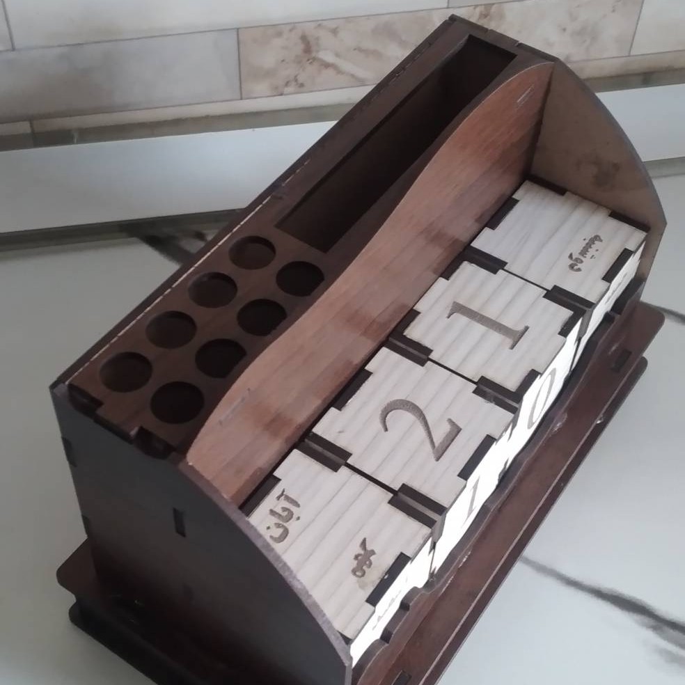 تقویم رومیزی سه بعدی
