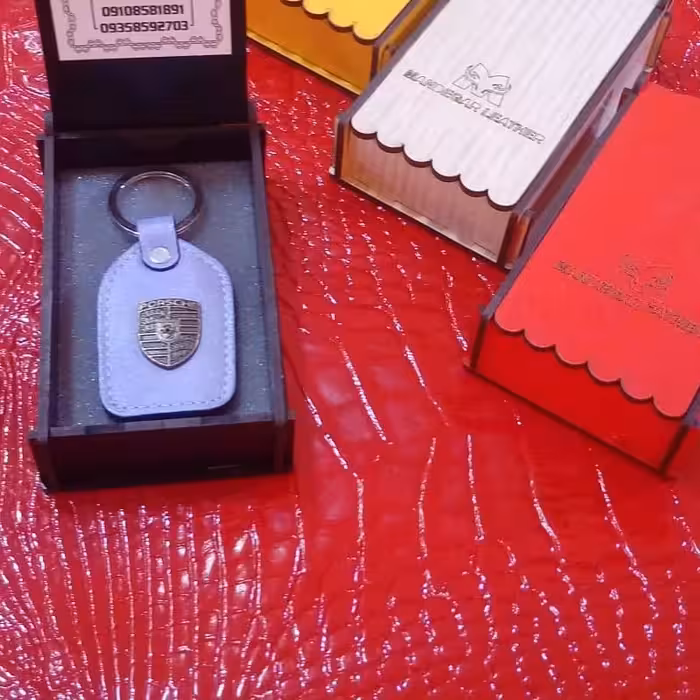 جاکلیدی تمام چرم گاوی 