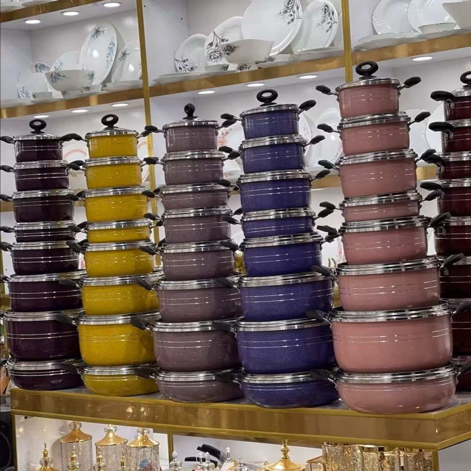 سرویس قابلمه 14 پارچه هلنا زنبوری داخل مشکی طرح چدن لبه رینگی