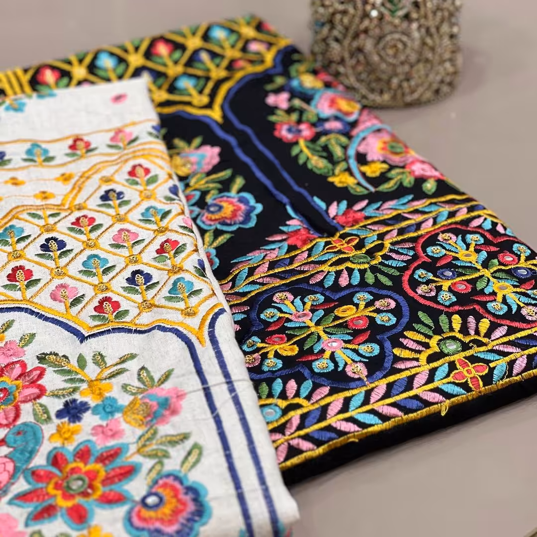 پارچه لینن مانتویی طرح باغ گل و پرنده گلدوزی شده 