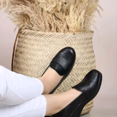 کفش طبی کیفیت بالازیره پیوکیفیت عالی سایز موجود 37 40 42 تعداد بالا