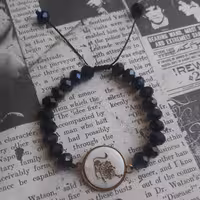 دستبند ماه تولد مرداد