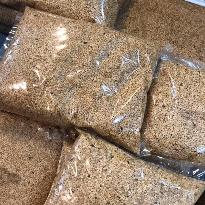 کنجد پوست کنده