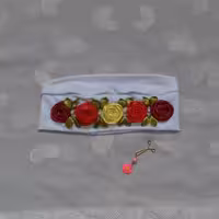 هدبند سفید روبان دوزی شده طرح رز  🌷