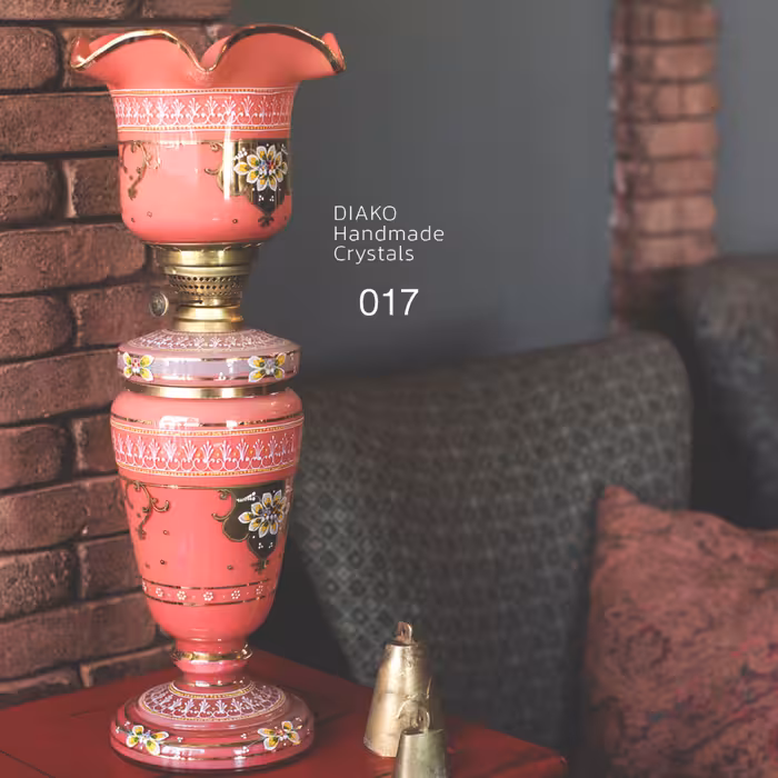 یک جفت چراغ نفت دان لب چین سایز متوسط ( 65 سانت ) دستساز دیاکو کریستال
