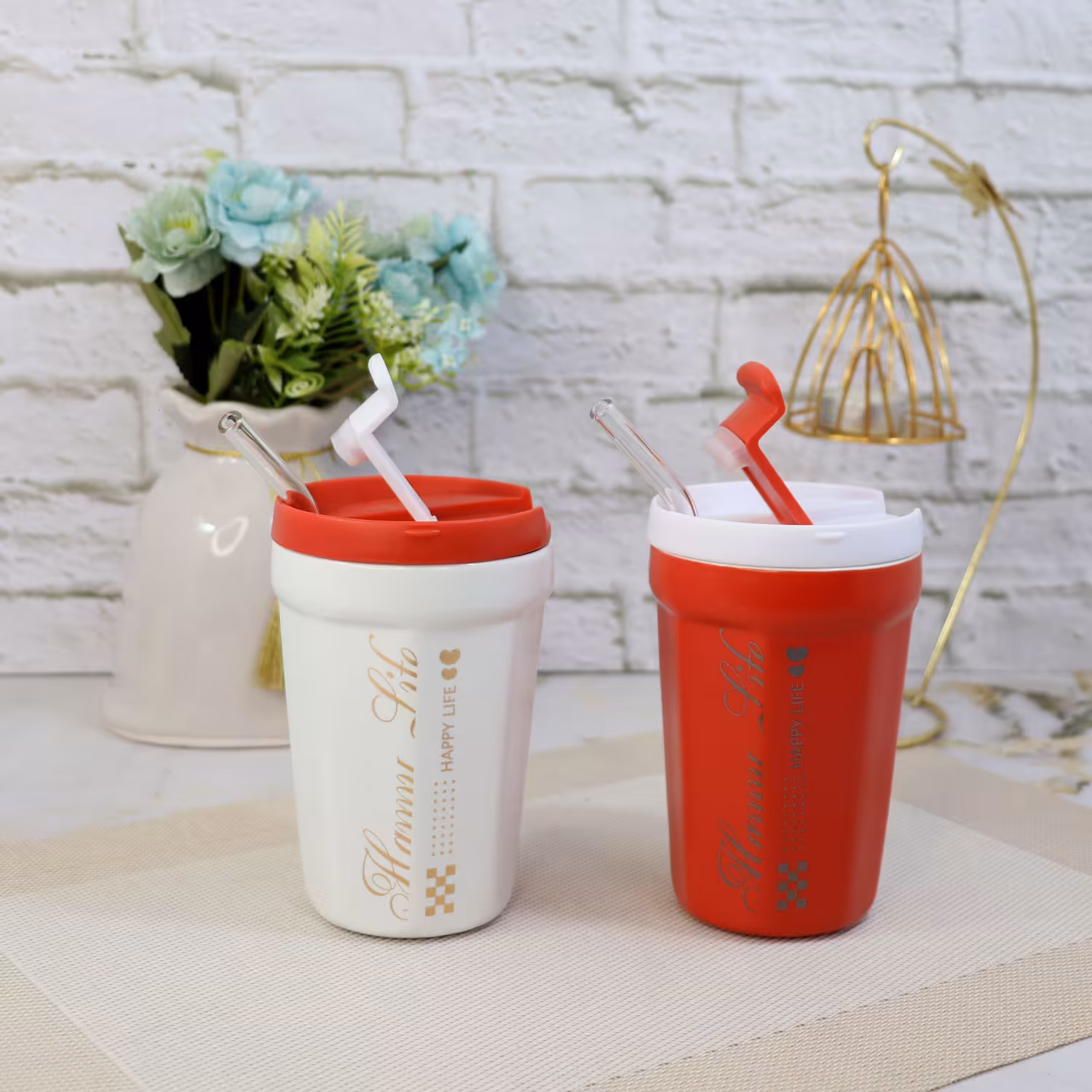 تراول ماگ سرامیکی سفید قرمز