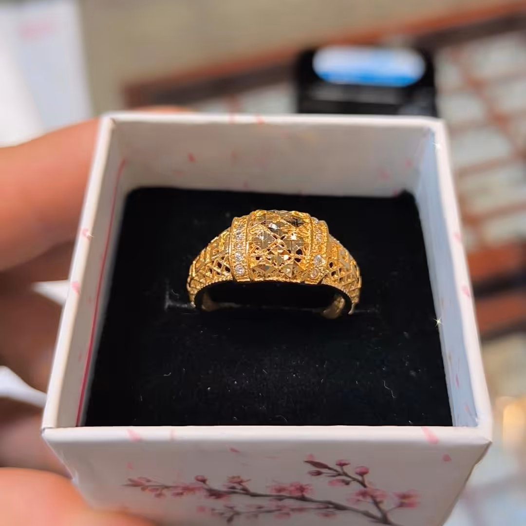 انگشتر طلاروس انگشتر زنانه  انگشتر دخترانه انگشتررنگ ثابت ضدحساسیت