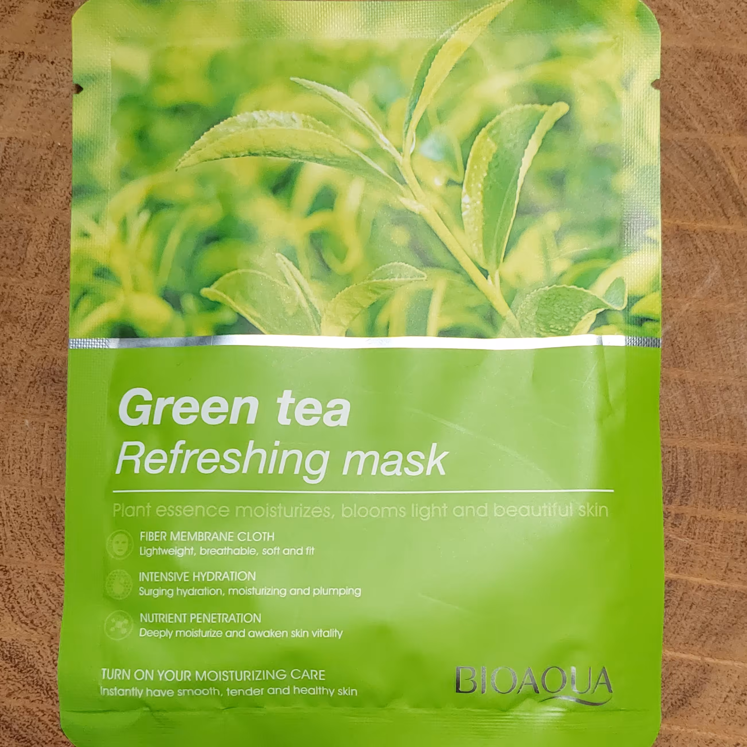 ماسک نقابی صورت آبرسان چای سبز BIOAQUA