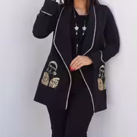 یه  کت  و شلوار  شیک  و جذاب  عالی   تن  خور  بی نظیر 