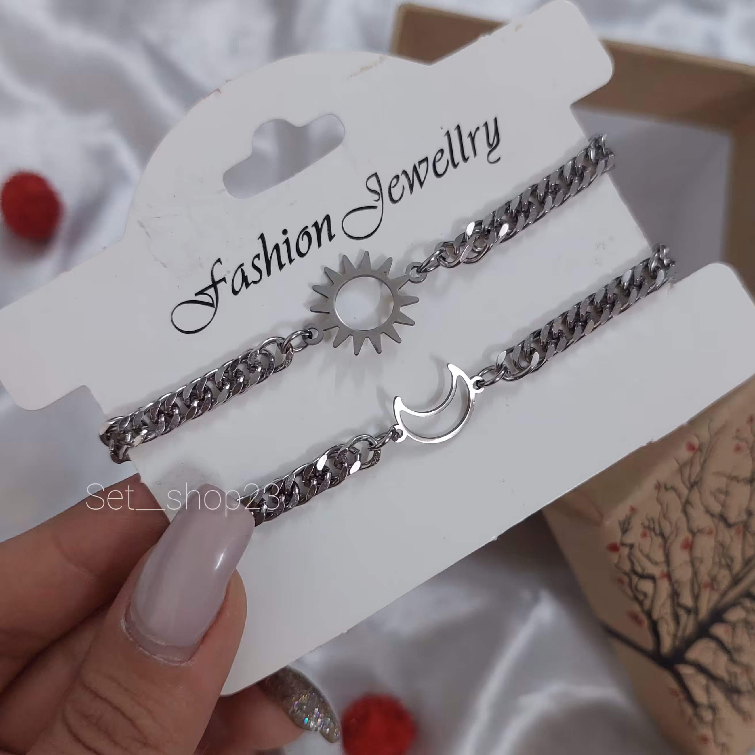 دستبند ماه و خودشید