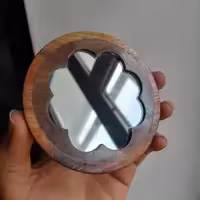 آینه چوبی تو کیفی طرح دالبری چوبینک