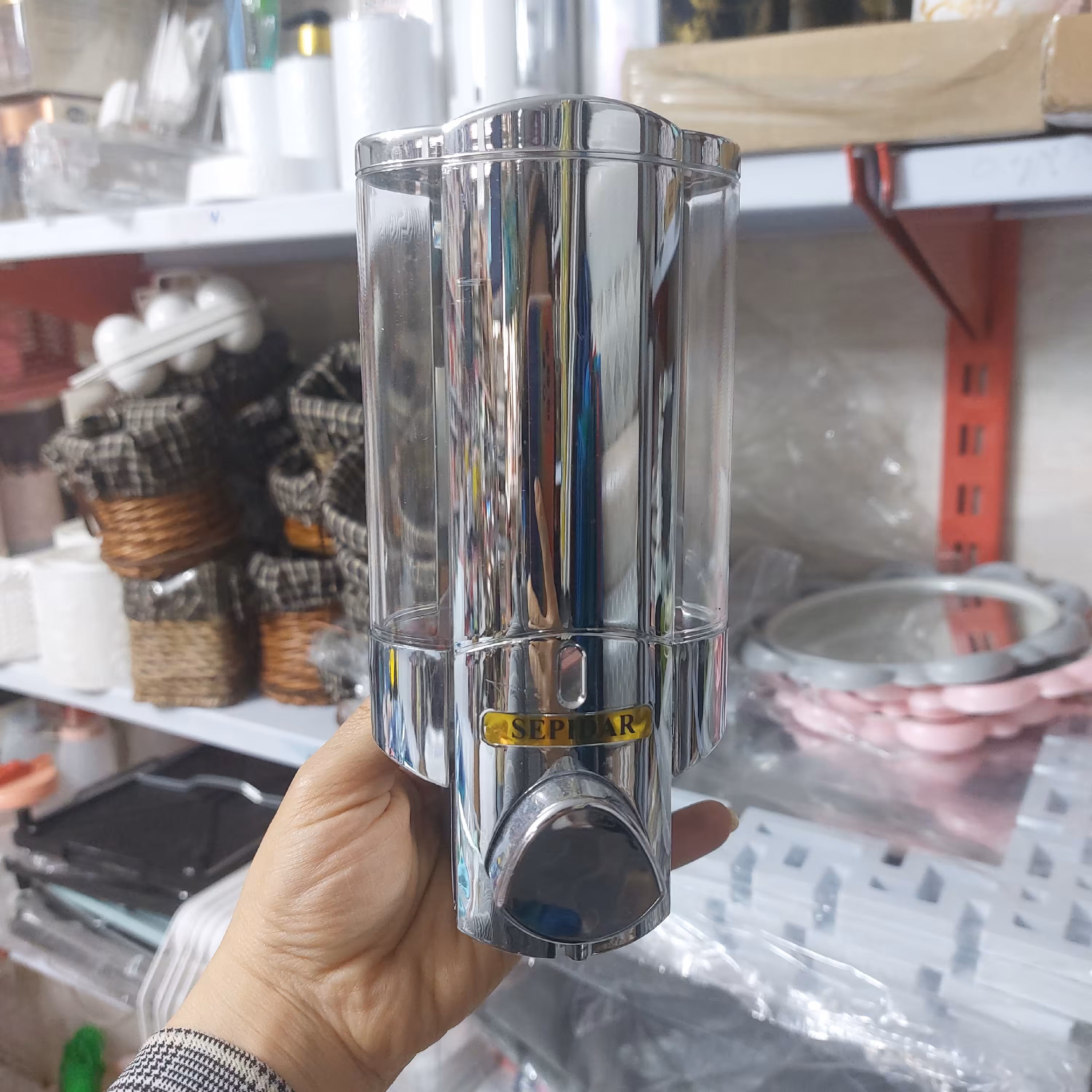 جامایع دیواری سپیدار رنگ سیلور جا مایع دیواری در پلاسکو دهقان 