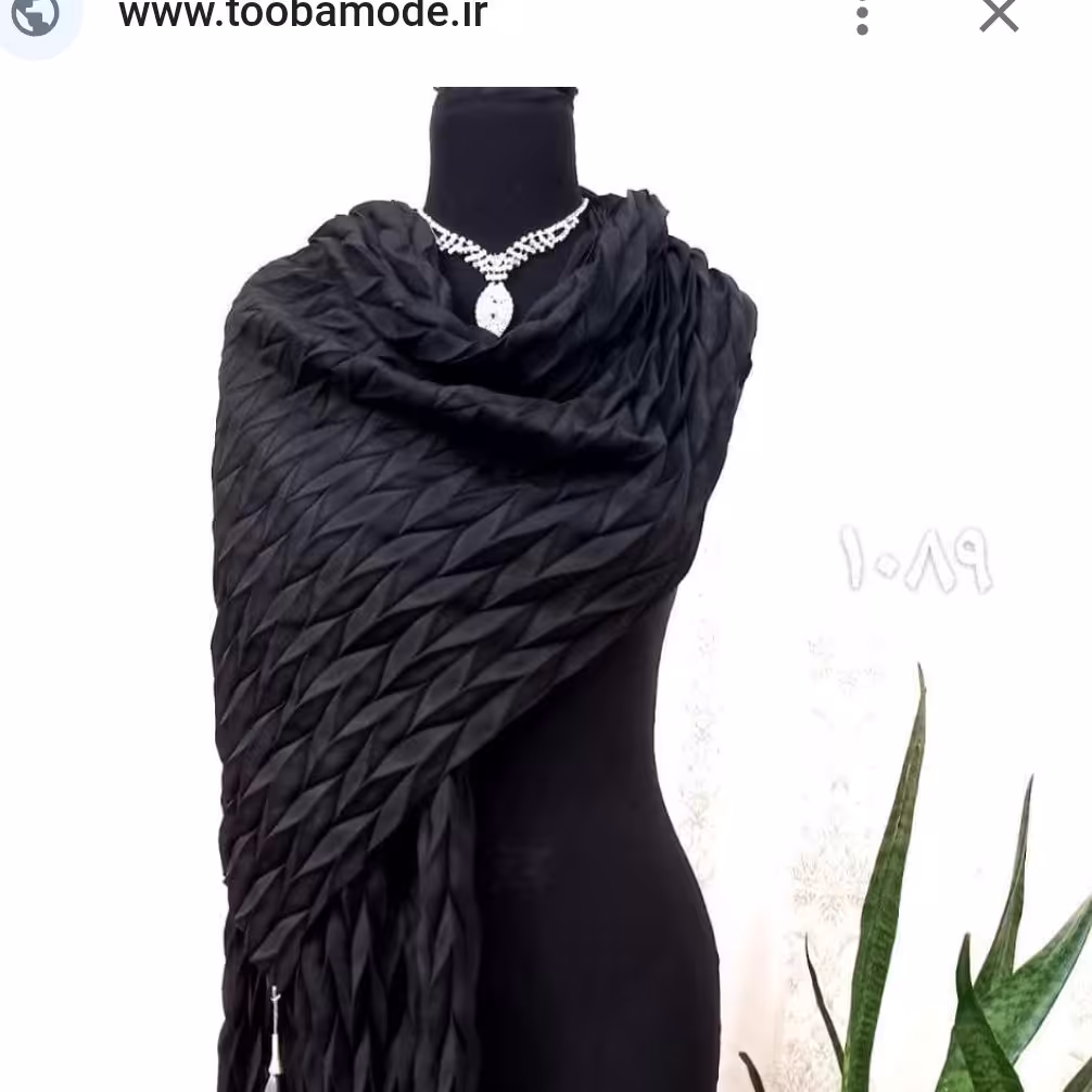 شال پلیسه کرپ حریر مشکی مدل هفت هشتی