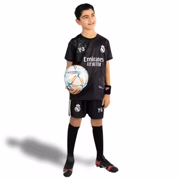 پیراهن و شورت بچه گانه چهارم رئال مادرید 2024/2025