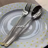 سرویس قاشق چنگال 24 نفره 120 پارچه نیمه طلایی یونیک دهانه اروپایی