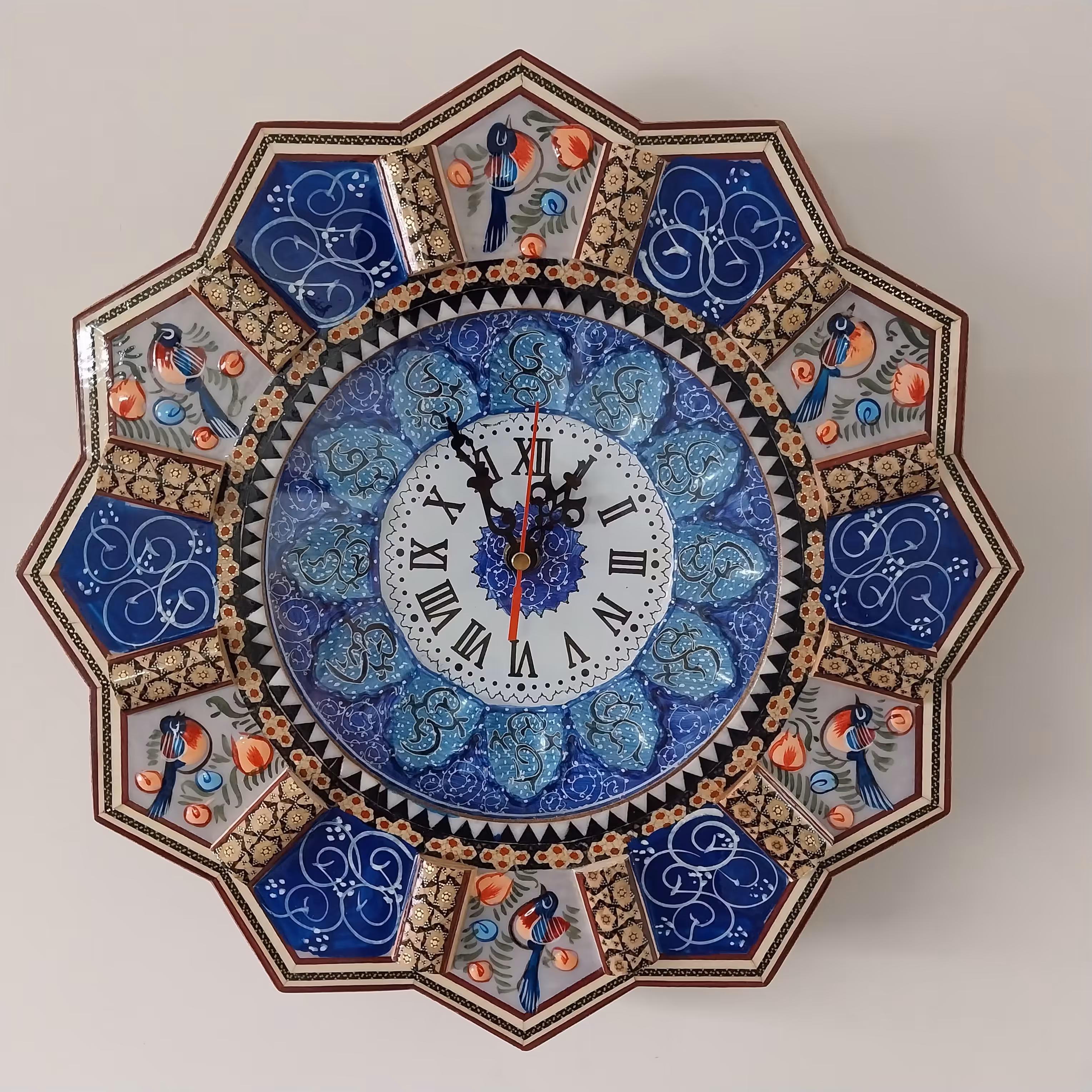 ساعت دیواری خاتم کاری  با صفحه مینا کاری اندازه 37 سانتی متری( ارسال رایگان )