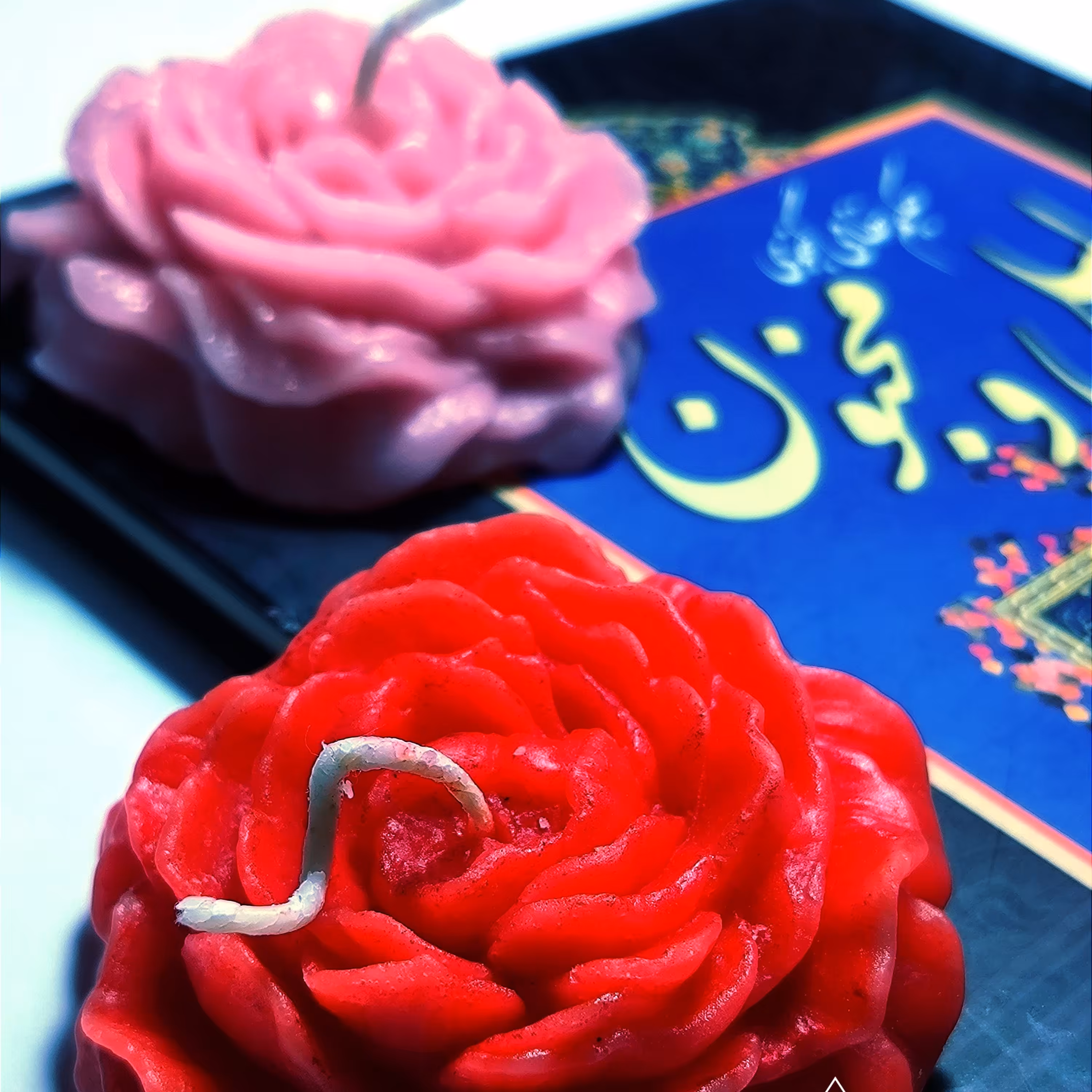 شمع آلاله جذاب در رنگبندی جذاب به سلیقه ی شما بهترینها