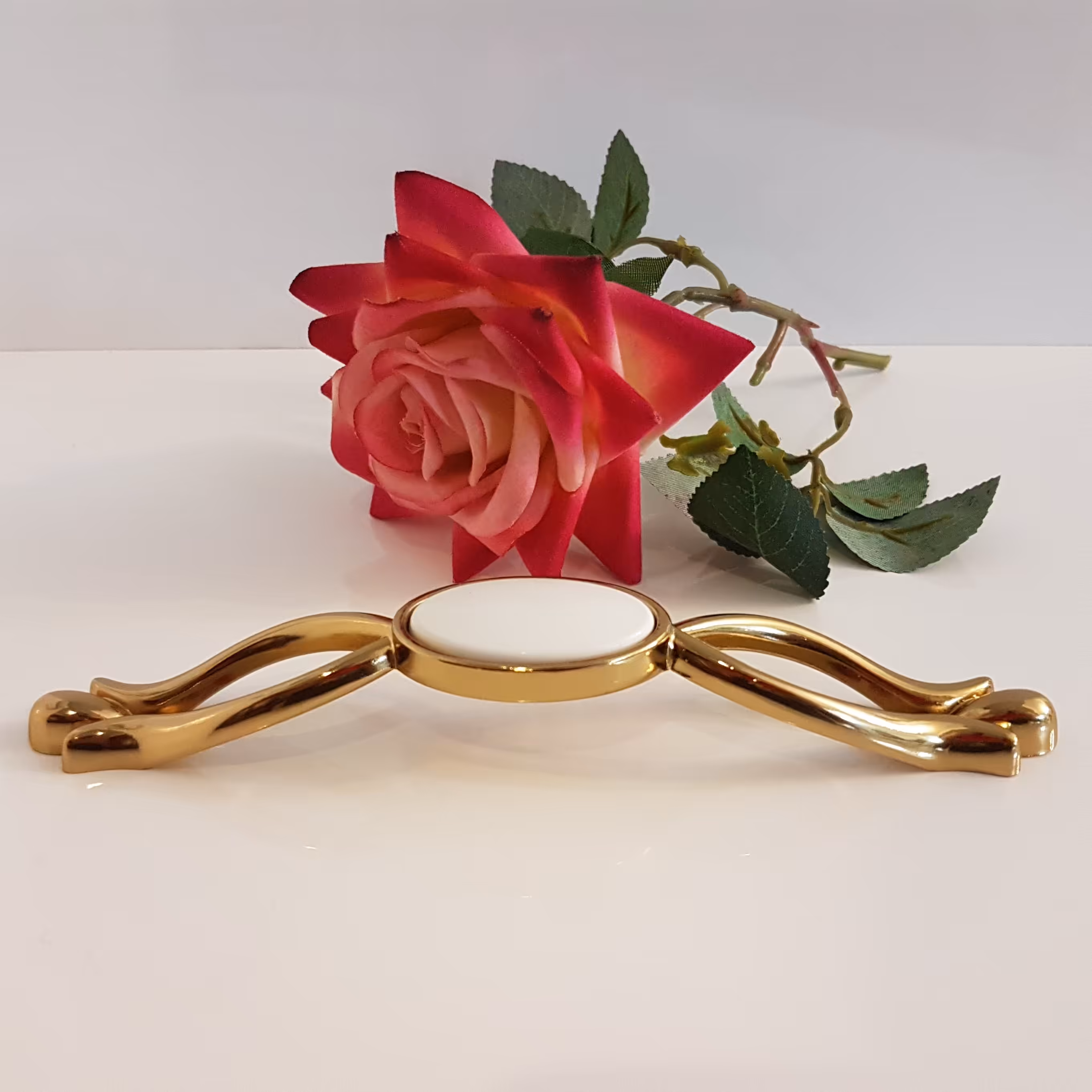 دستگیره کابینت طرح ممبران کد zs2 سربی سایز  160 جنس سرب