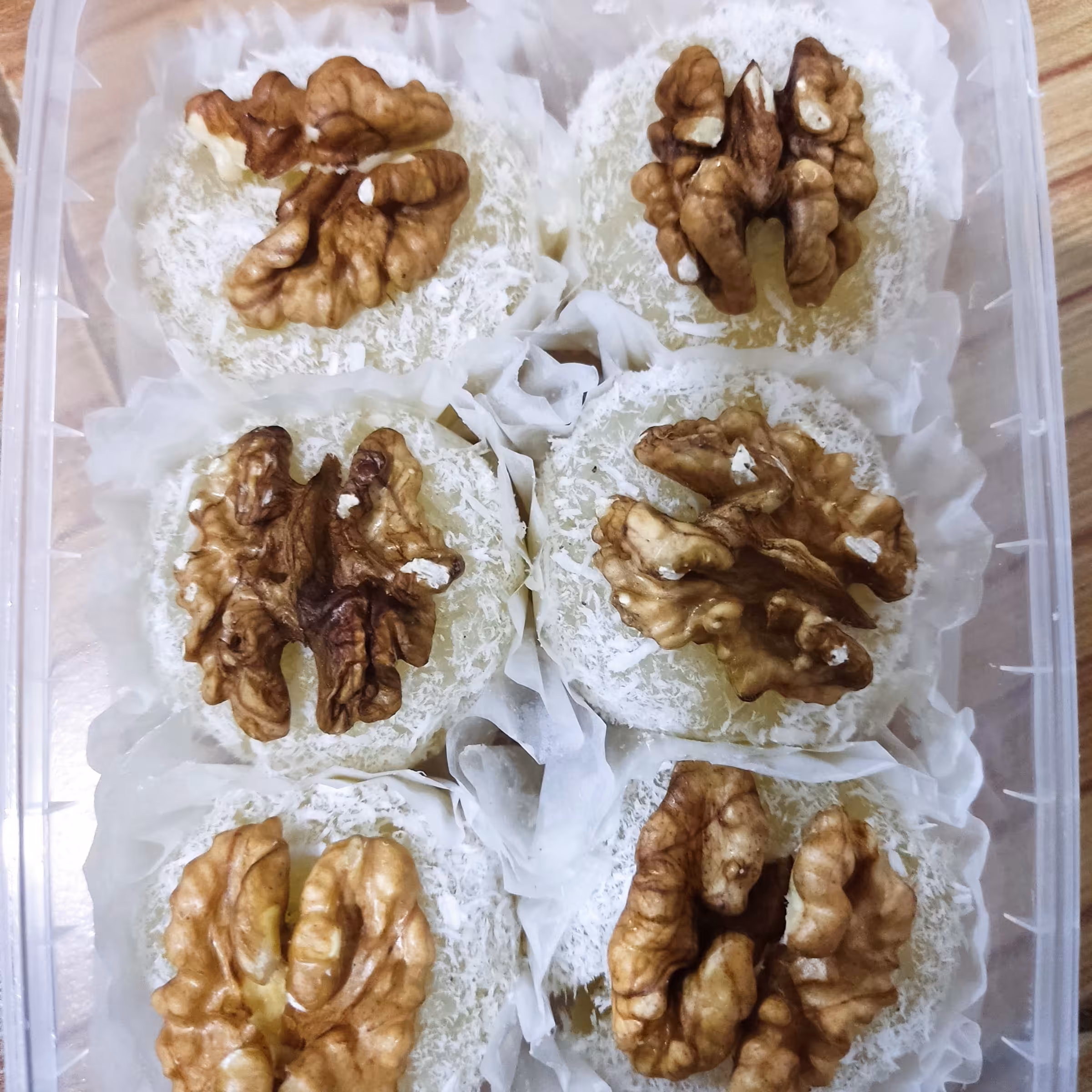 باسلوق گردویی دوپر(250 گرمی) 