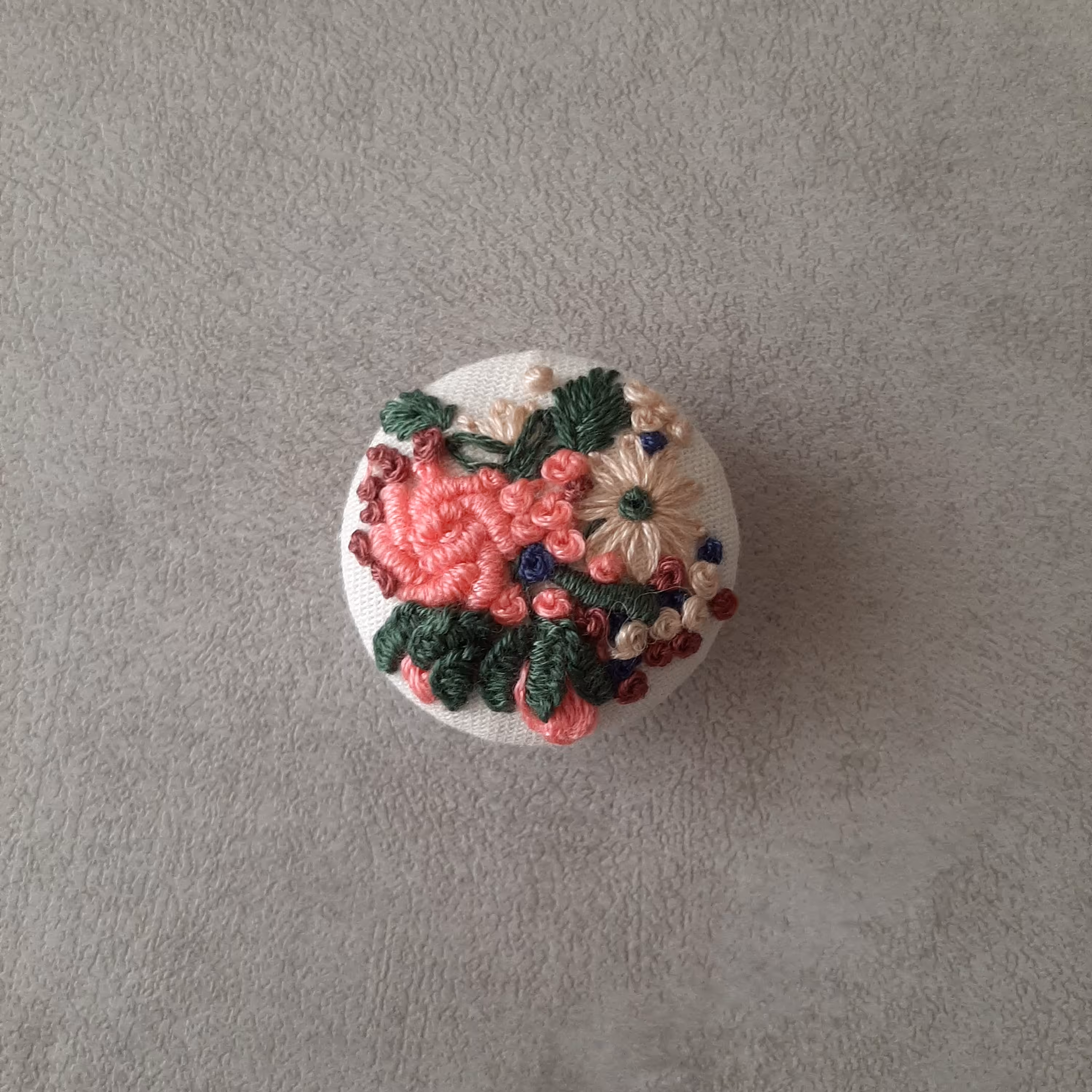 مگنت یخچالی گلدوزی شده مینیاتوری