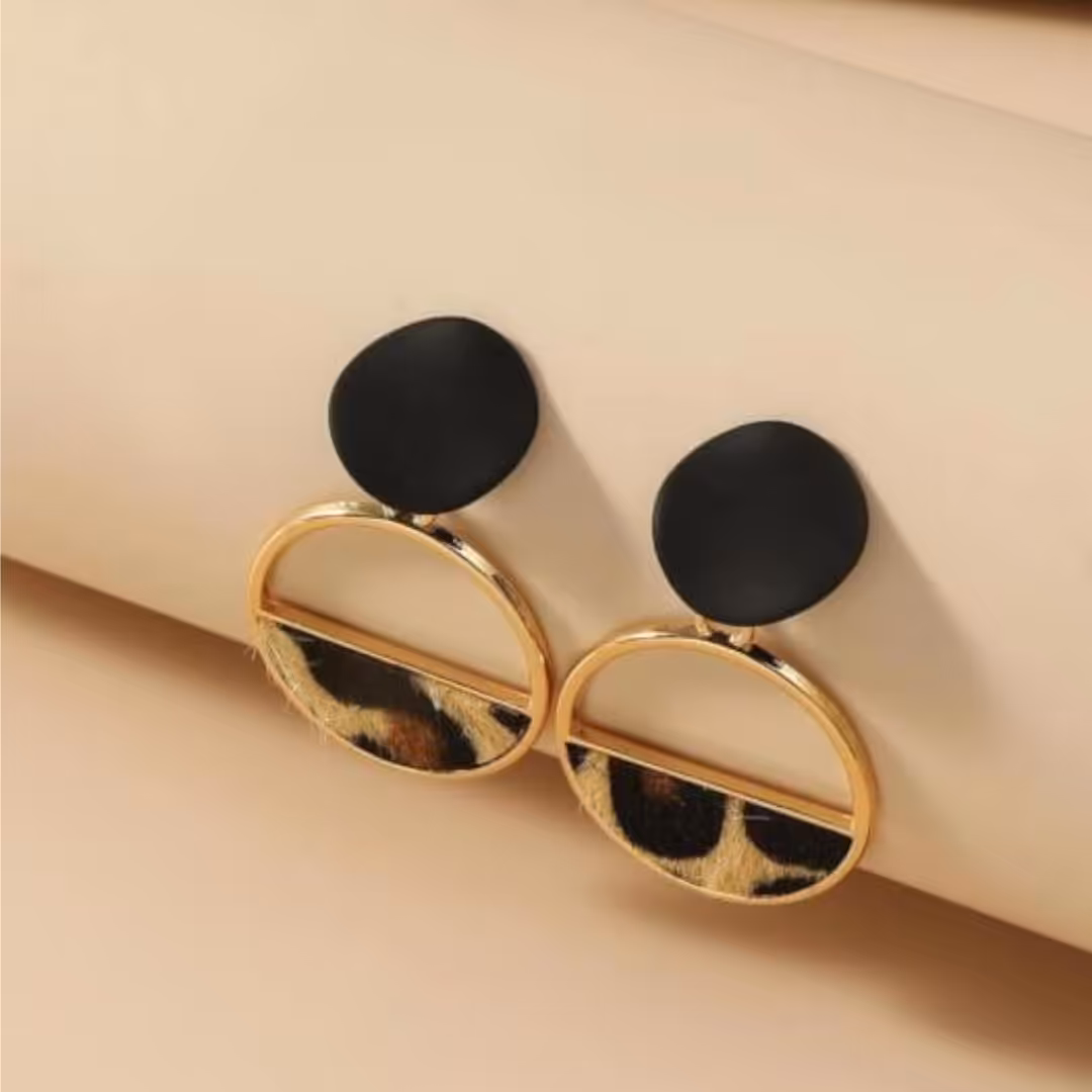 گوشواره آویز حلقه ای پلنگی