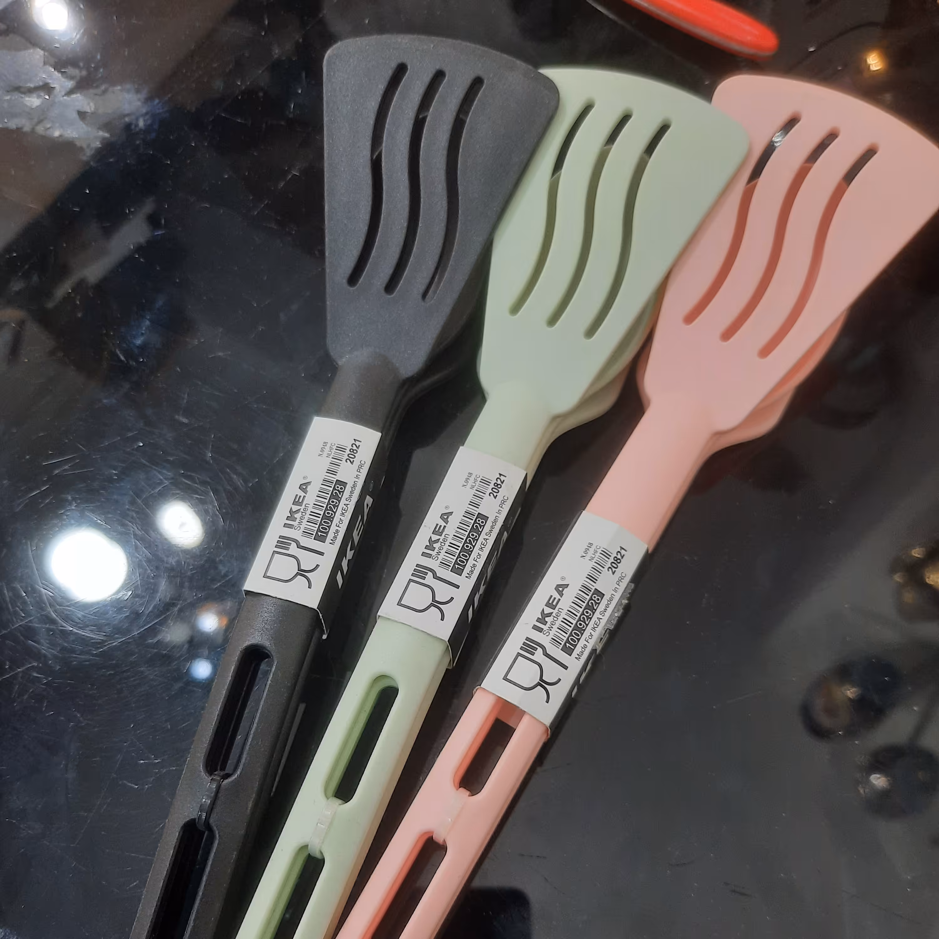 کفگیر ایکیا ،نسور ، برند معتبر  ایکیا 