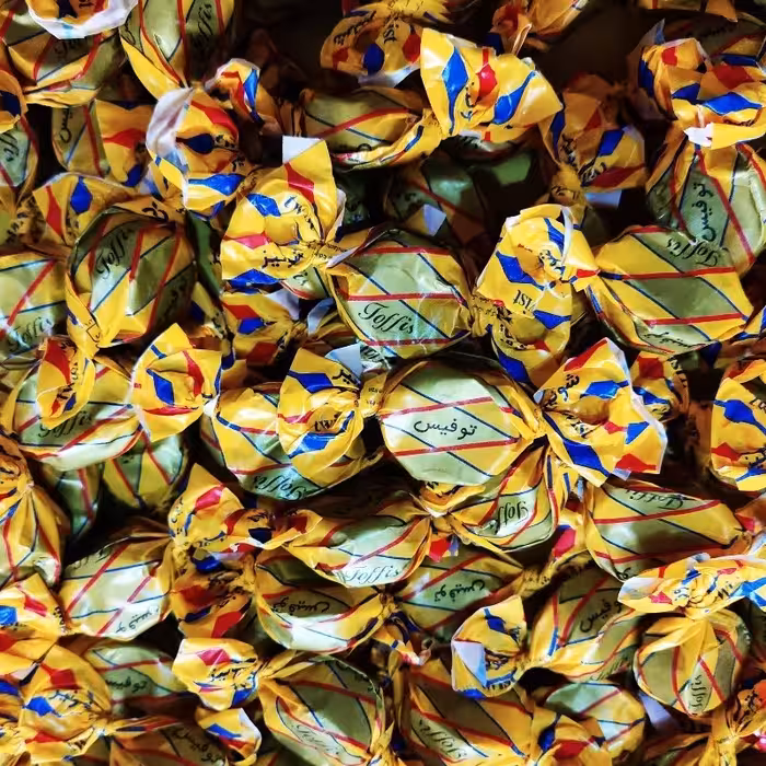 شکلات پر طرفدارتوفیس200گرمی. محصول تضمین کیفیت ومرجوعی دارد