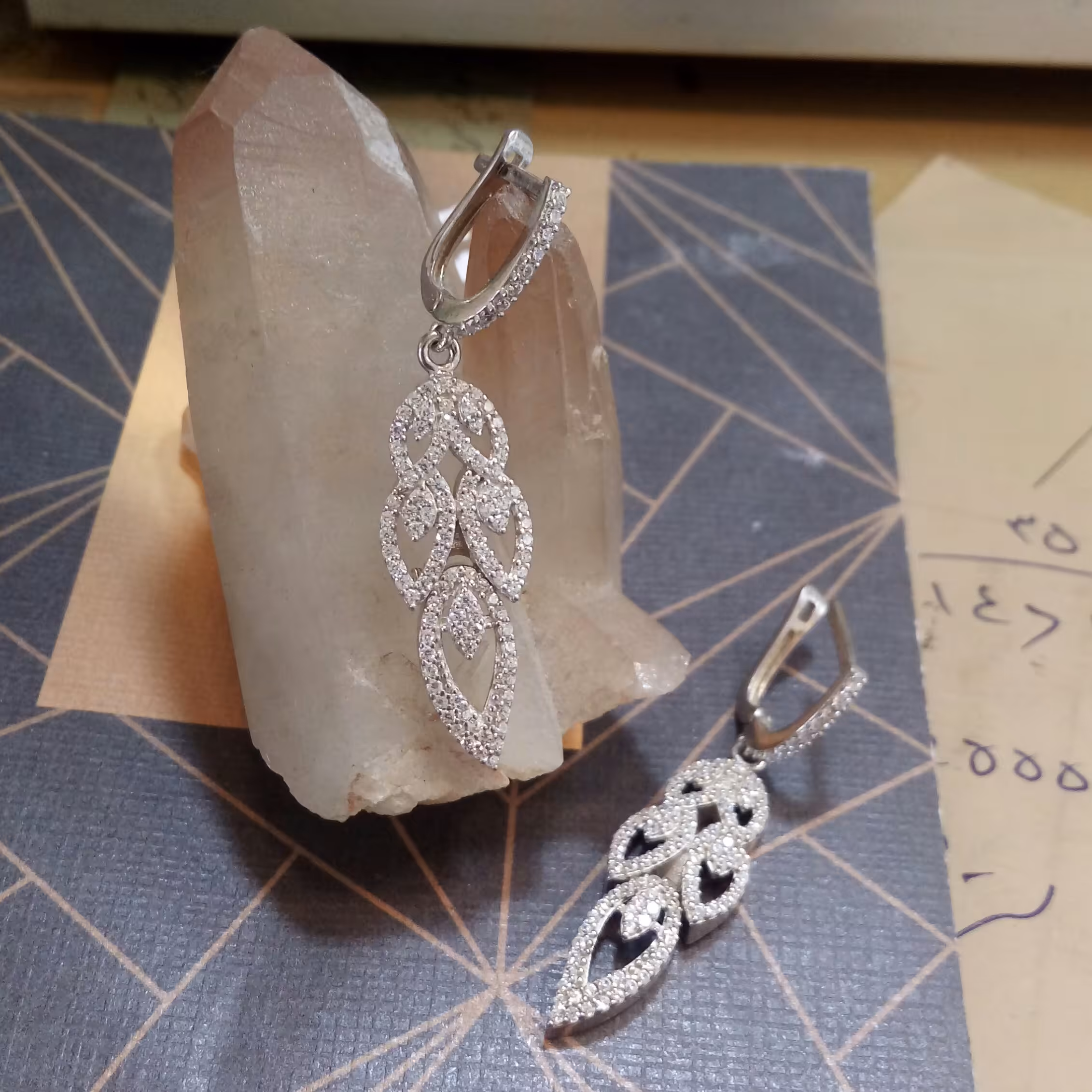 گوشواره میکرو 3