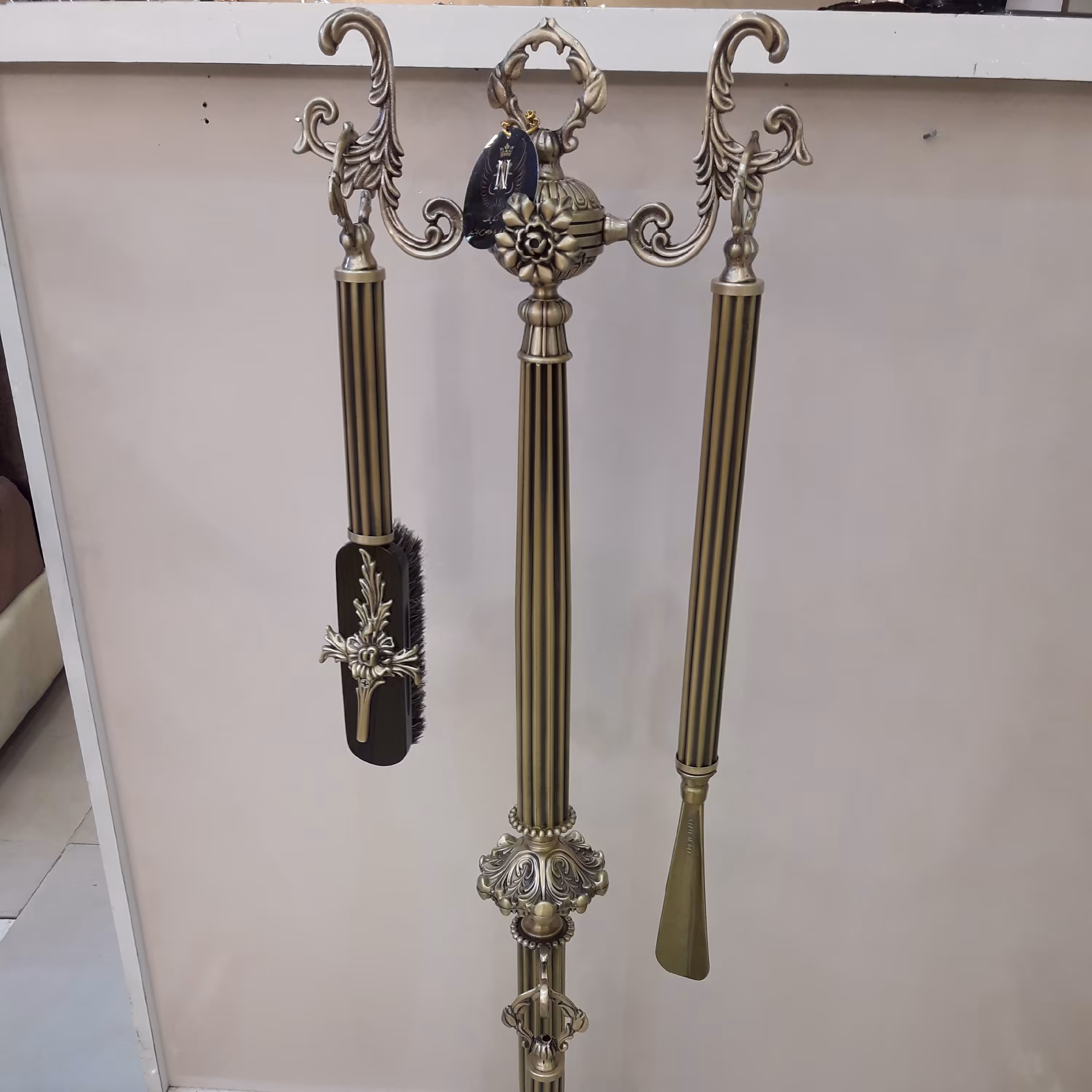 پاشنه کش برنج صنایع دستی ایران ارتفاع 100 سانت مناسب جهیزیه عروس خانمهای گل 