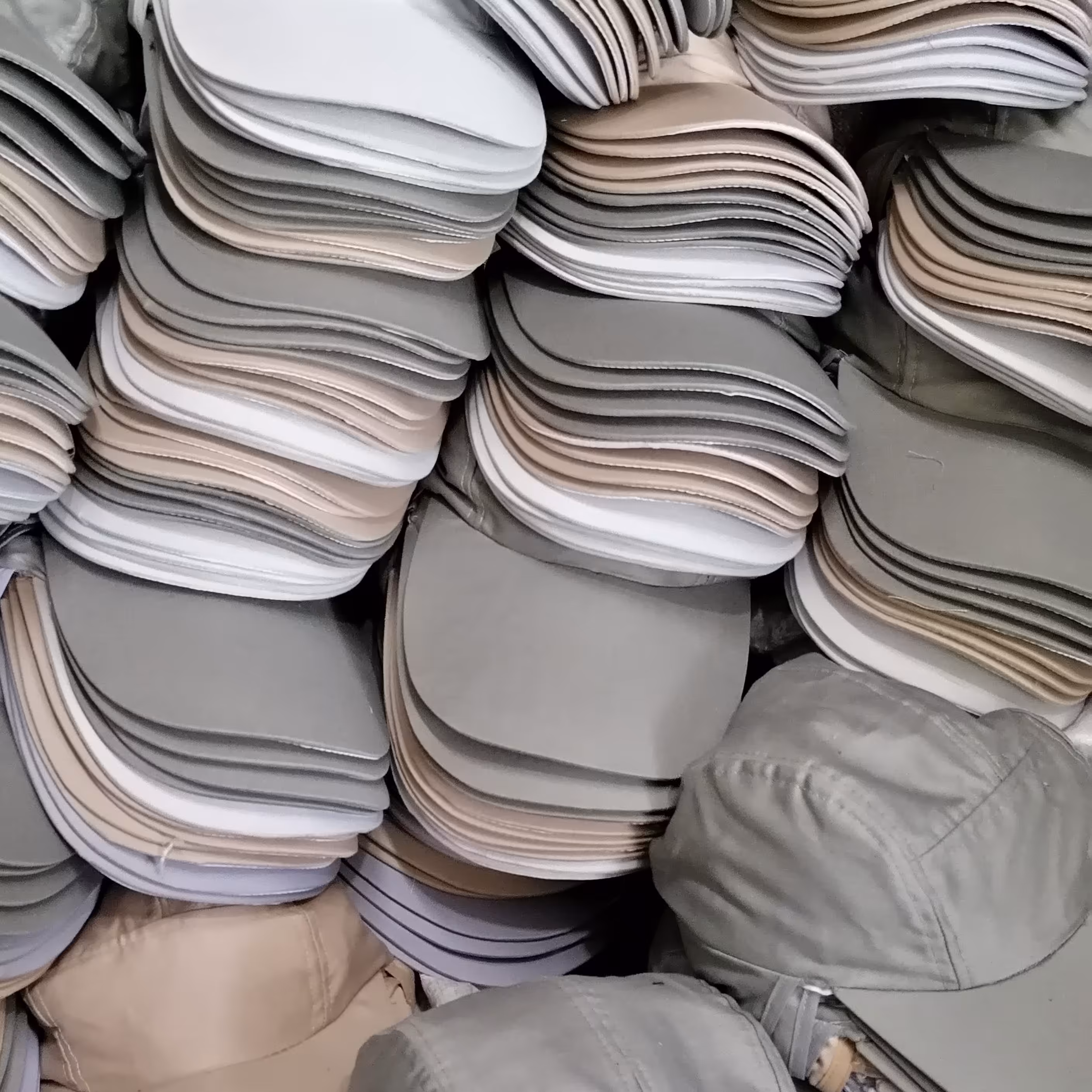 کلاه مهندسی تابستانی ساده.  