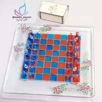 صفحه شطرنج پایه دار به همراه 32 عدد مهره