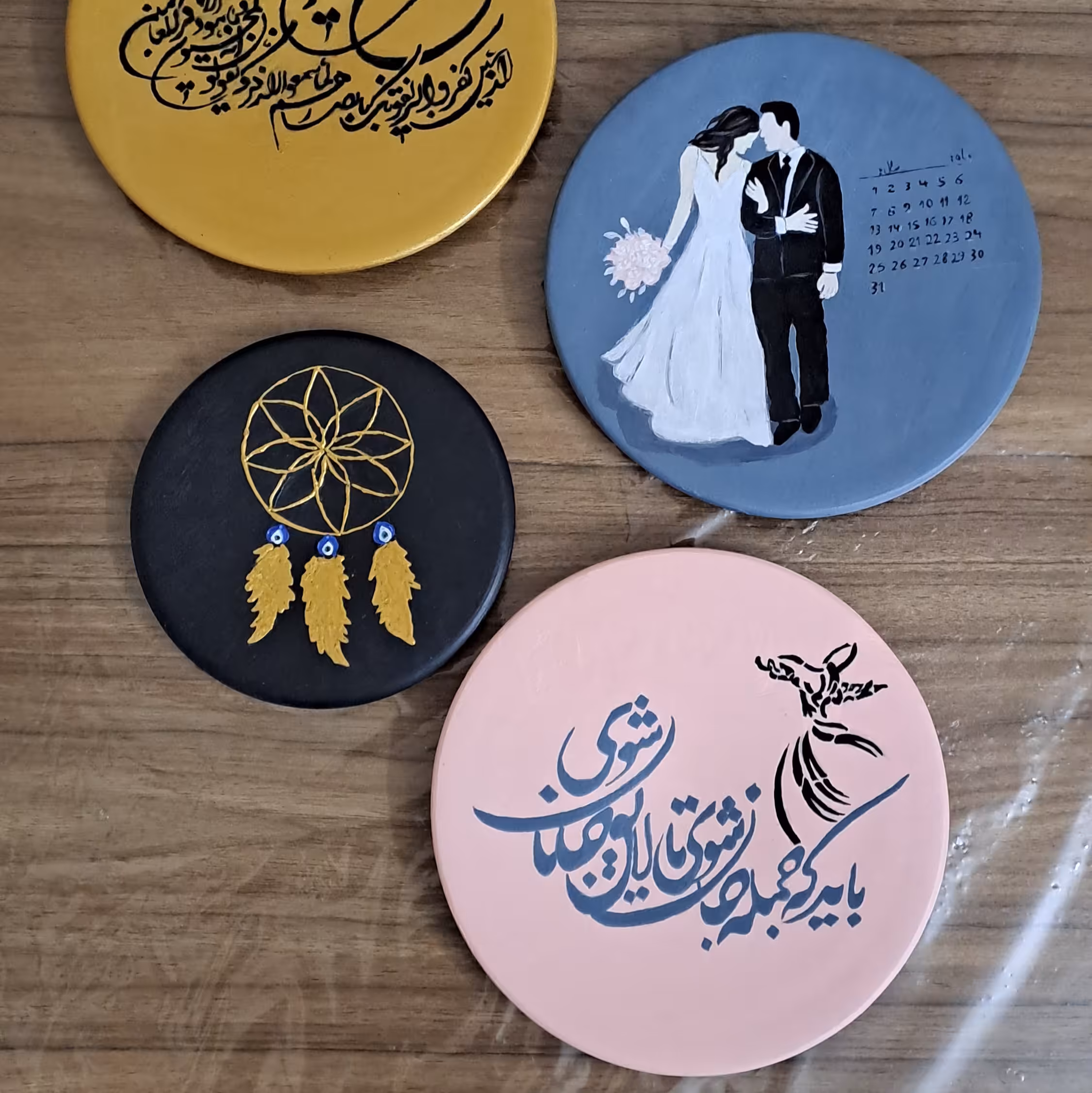 بشقاب دیوارکوب