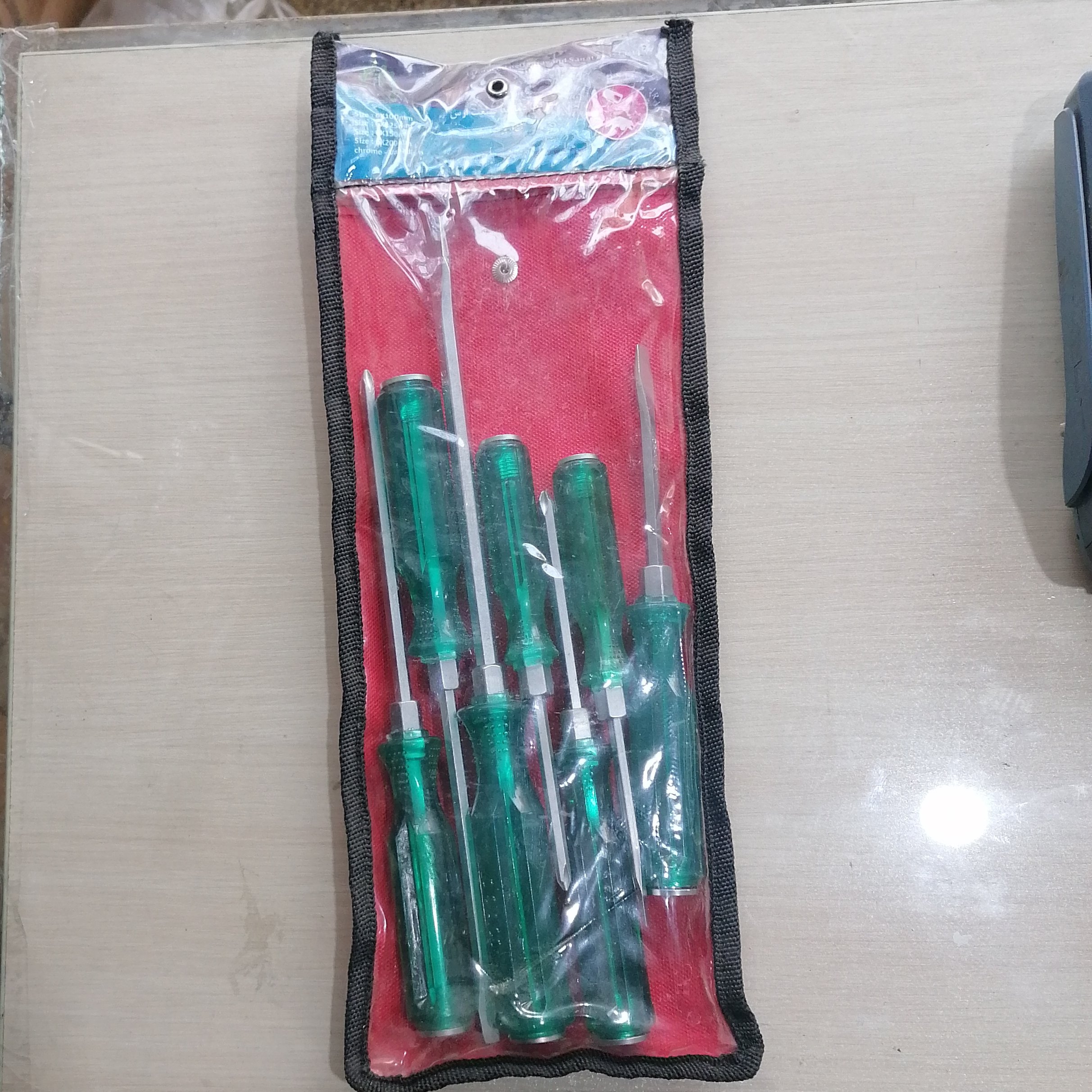 پیچ گوشتی ضربه ای کیفی 7 عددی طرح نووا سبز رنگ ایرانی