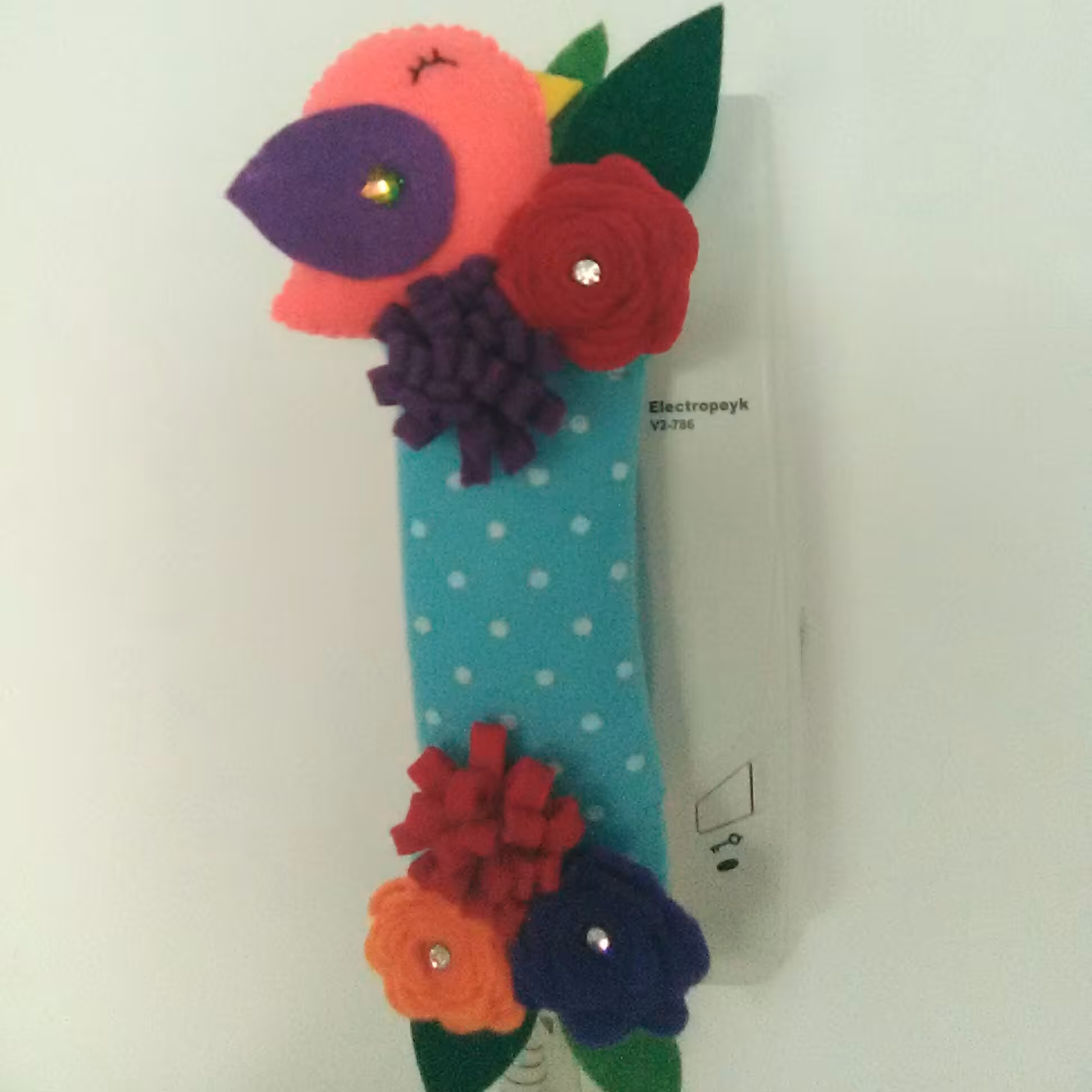 کاور آیفون نمدی پرنده و گل