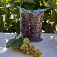 مویزقرمز هسته دار  1کیلو ونیم (تضمین کیفیت)