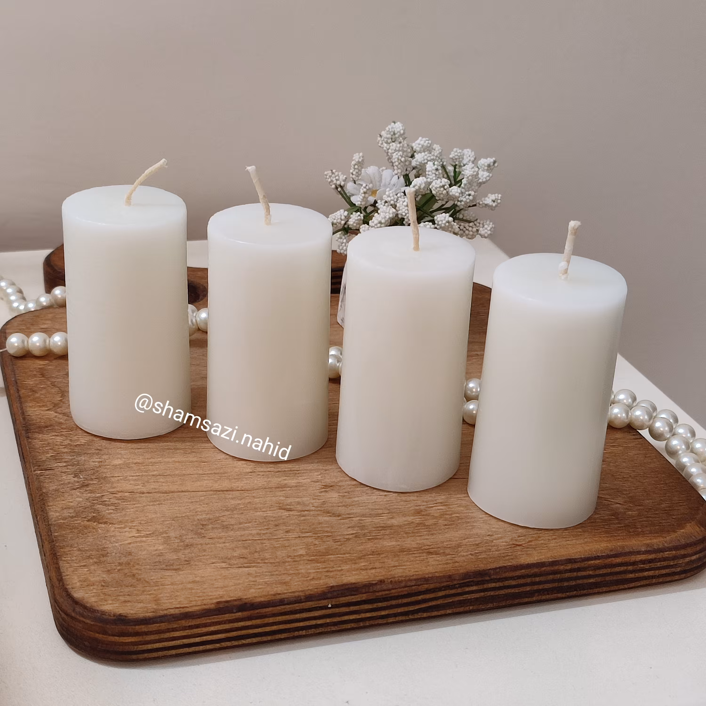 شمع استوانه سفید (عددی)