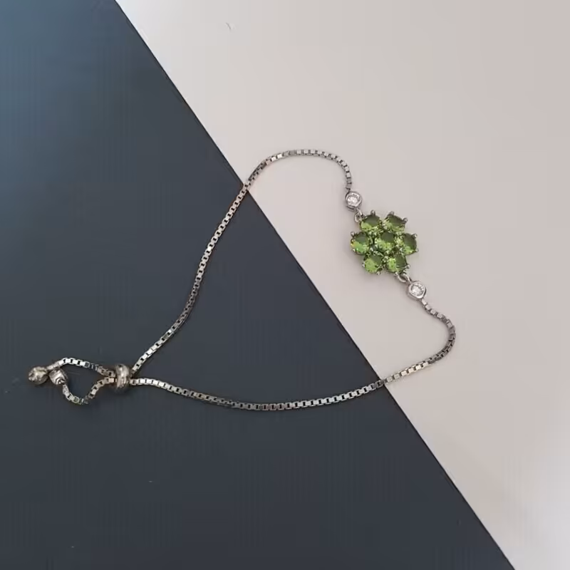 27-دستبند نقره عیار 925 - باروکش اب رادیوم -با سنگ الکساندریت - کد 2 - W 6.1