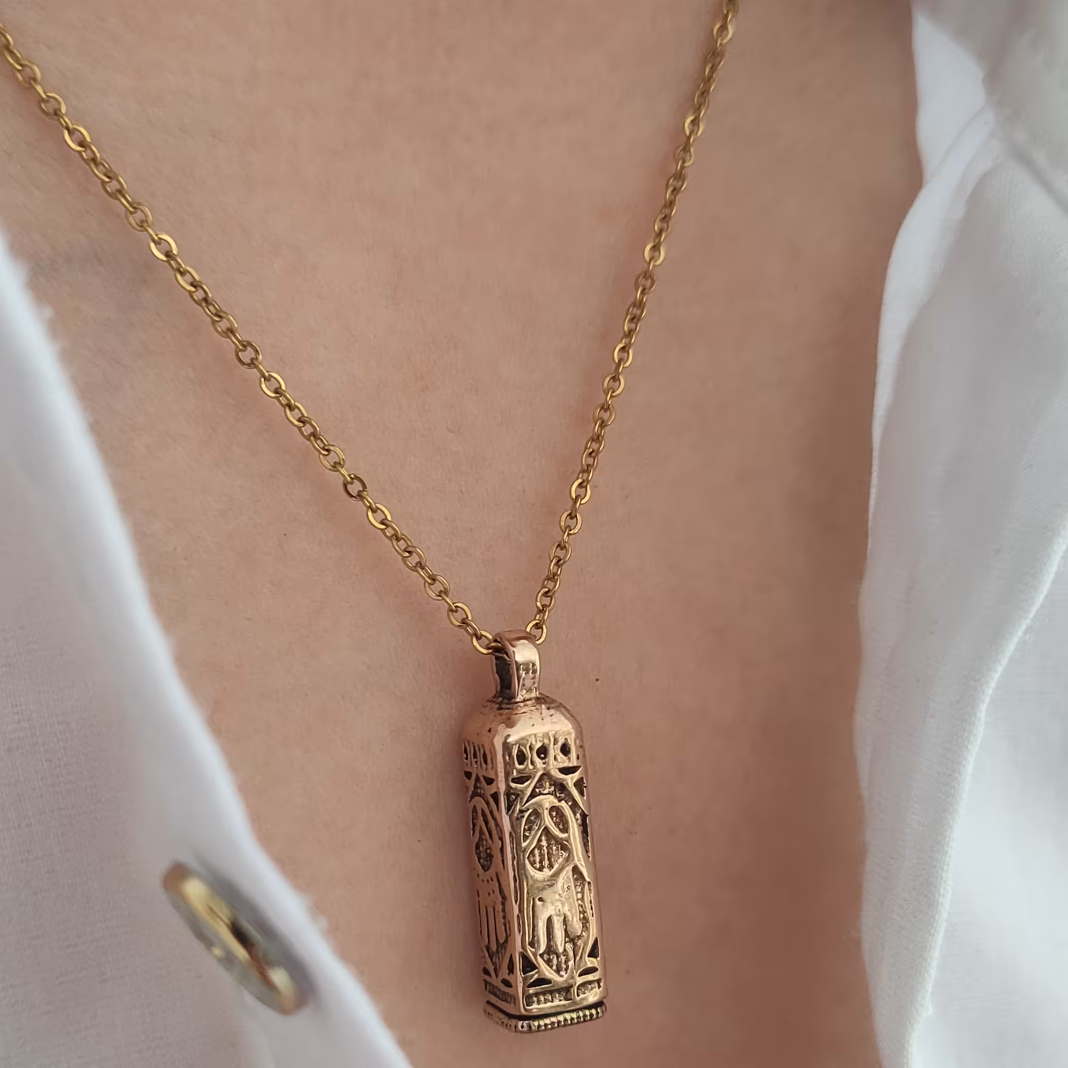 حرز امام جواد طرح دست حضرت عباس