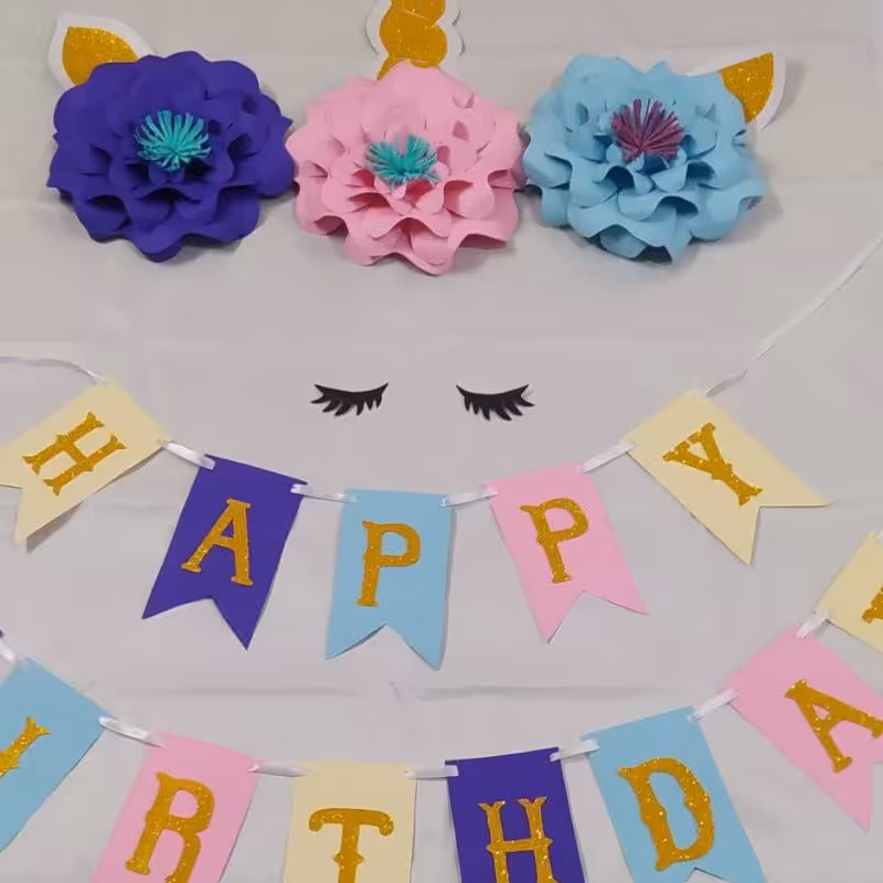 تم تولد اسب تک شاخ فقط گل و شاخ تاج(هزینه ی ارسال پس کرایه)