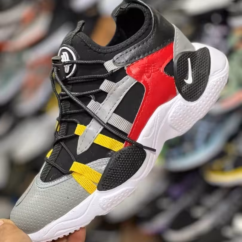 کفش پیاده روی سبک پسرانه